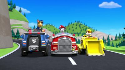 We have to get
Marshall's ladder closer. - PAW Patrol