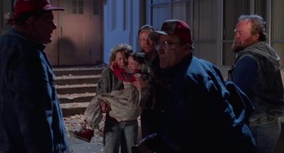We have to get out of Haddonfield - Halloween 4: The Return of Michael Myers