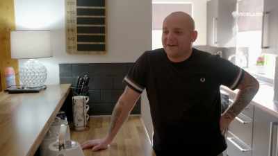We have got almond milk.
Have you? - Stacey Dooley Sleeps Over