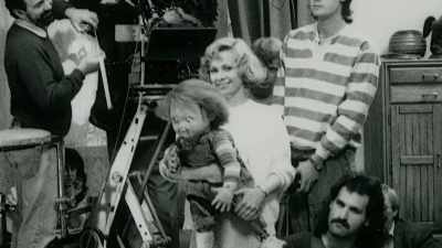 We have to make this a live doll
believable to the audience. - Doc of Chucky