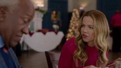 We have more important
business to discuss, - Trivia at St. Nick's