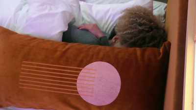 WE HAVE O TO PLAY THE WHOLE
THING. - Love Island