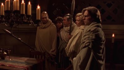 We have orders to search
for the traitor and his friends. - Stargate SG-1