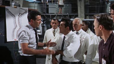 We have to shield the bomb against heat to avoid premature explosion - Crack in the World
