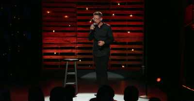 We have to take your legs, pull them apart
and lower you like a tripod. - Neal Brennan: 3 Mics