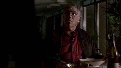 We have to talk, Ezra.
We got a problem. - Ray Donovan