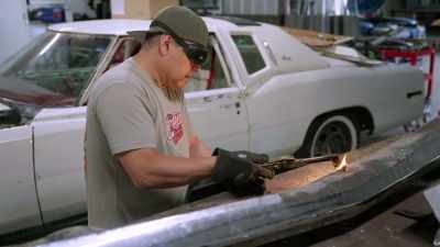 We have to tear every single
thing down to make sure
that when it's chromed, - Shorty's Dream Shop