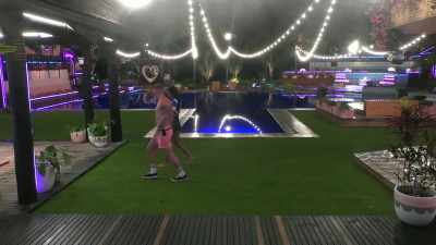WE HAVE THIS HARD EDGE THAT I
THOUGHT WAS GOING TO GO AWAY - Love Island
