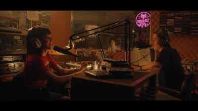 We have three hours
of rock and indie - Black Snow