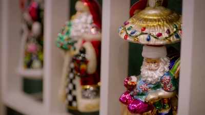 We have two days before
Christmas and Santa is coming! - The Christmas Sitters