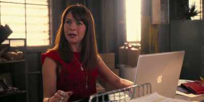 -We inter-natch for datch, batch!
-[laughs] - Girlboss