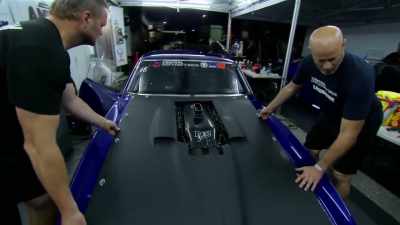 We just have him covered
by a little bit. - Street Outlaws No Prep Kings Team Attack