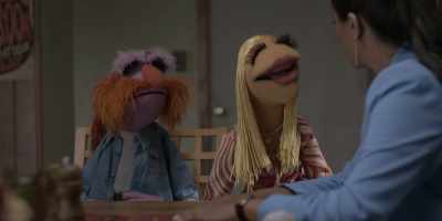 We just have to wait for him - The Muppets Mayhem