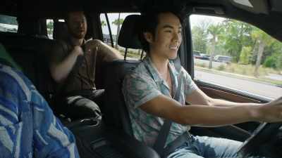 ♪ We were just winging it
A wing, wing wang ♪ - No Recipe Road Trip With the Try Guys