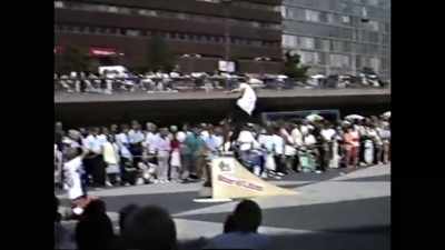 - We kept continuous skating - Pretending I'm a Superman: The Tony Hawk Video Game Story