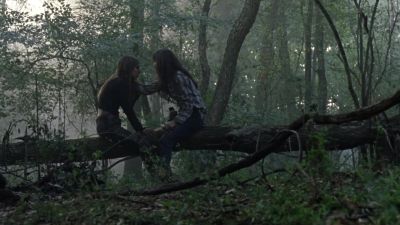We killed the skins. - The Walking Dead