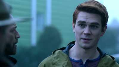We knew Mustang was a Serpent.
We just wanted to talk to him, - Riverdale