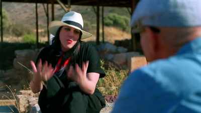 We know that Arthur Evans
didn't get everything right, - Raiders of the Lost Past with Janina Ramirez
