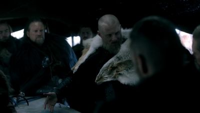 We know my brother Ivar is with them. - Vikings