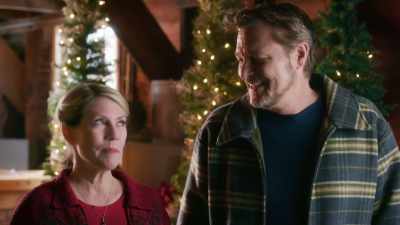 We know it's a bit
unconventional, but so are we. - The Christmas Listing