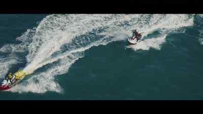 - We were like,
"Okay, it's a sign. It's over." - 100 Foot Wave