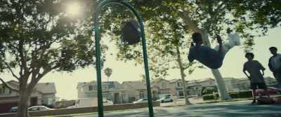 We look, look, look, - How I Learned to Fly