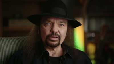 We were looking at each other - If I Leave Here Tomorrow: A Film About Lynyrd Skynyrd