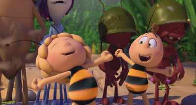 - We made it through! Ha, yes!
- Yeah! Woohoo! - Maya the Bee: The Honey Games
