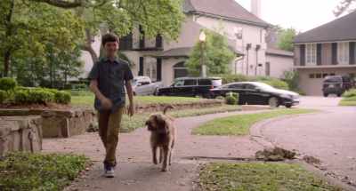 - We make a good team, Henry.
- It's how best friends roll. - Think Like a Dog