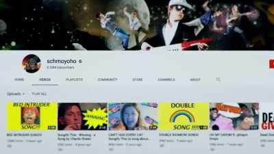 We make videos
on the channel Schmoyoho on YouTube, - This Is Pop