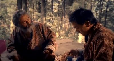 We men - Travelers and Magicians