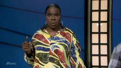 ‫We might be related.
‫I don't see it.
‫You know what? - SNL50: The Anniversary Special