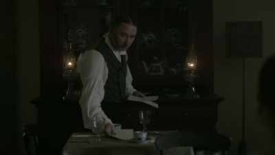 We must hang together - Alias Grace