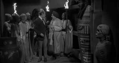 We must hurry. - Abbott and Costello Meet the Mummy