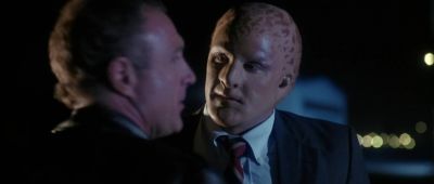 We must not let him get away - Alien Nation