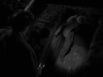 We need a crowbar. - Intruder in the Dust