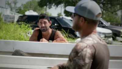 We need a guide
to take us out, - Deadliest Catch: Bloodline