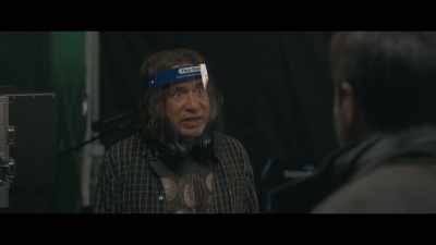 - We need a movie with heart.
- Ask Martha. Martha? - The Bubble