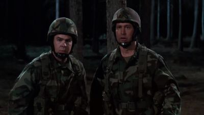 We need a plan Let's play dead - Spies Like Us