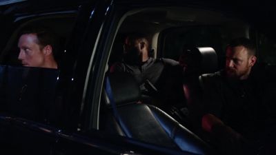We need to bail, now. - Hawaii Five-0