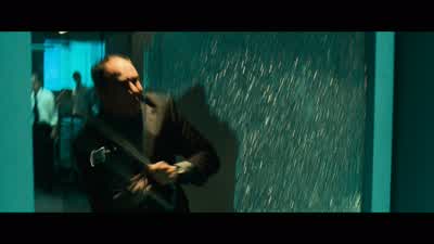 We need building security up here. - The Bourne Ultimatum