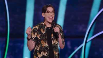 We need every bit of joy
we can get in this world, - Hannah Gadsby's Gender Agenda