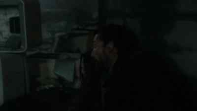 We need to find better cover
than this. - Falling Skies