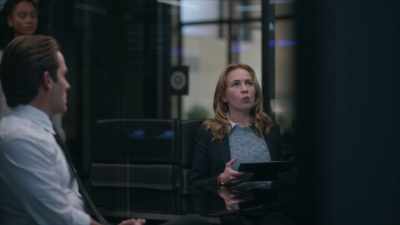 We need to find him, put
him under protective detail, - The Rookie: Feds