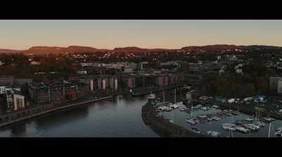 We need to go back to Oslo
and work out our next step. - The Tinder Swindler