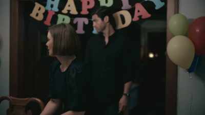 -We need to hide.
-Okay. [laughs] - Sister Wife Murder