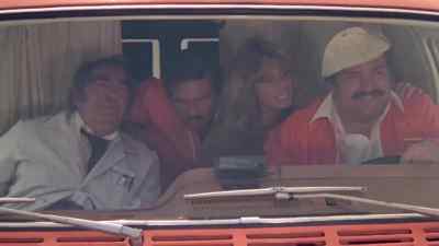 - We need him, Victor!
- I don't know where he is. - The Cannonball Run