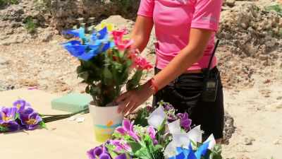 We need lots of flowers - Below Deck Sailing Yacht