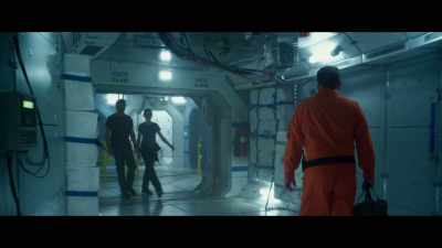 We need to play back
the security cameras - Geostorm