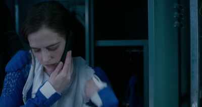 We need to stop.
It's dangerous for her now. - Proxima